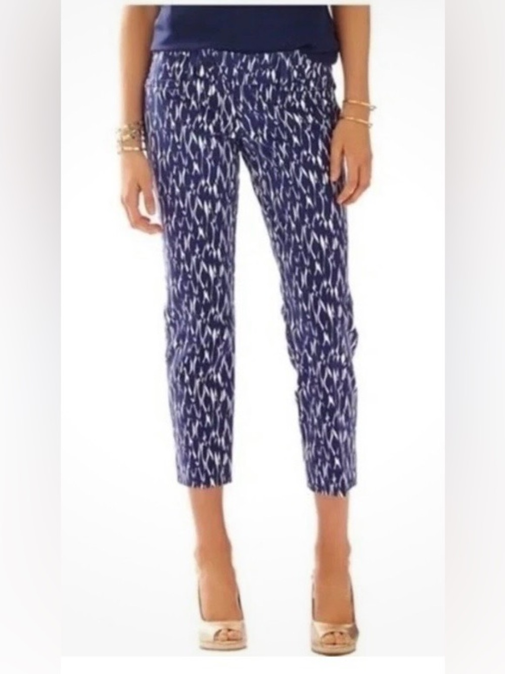 Lilly Pulitzer Go Fish Blue & White Capri Pants, size 0